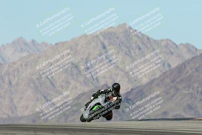 media/Dec-01-2025-Moto Forza (Mon) [[2daa91e15f]]/1-Advanced Group/Session 4 Turn 9/